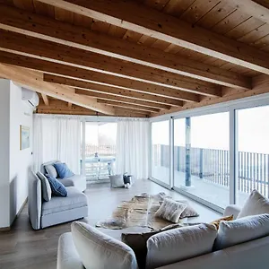 White Attic - By Myhomeincomo Appartement Camnago Volta