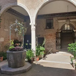 Al Mezzanino, Palazzo Torniello Appartement Venise