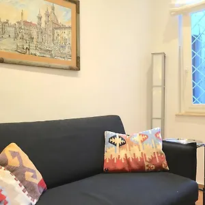 Apartamento Navona, Old