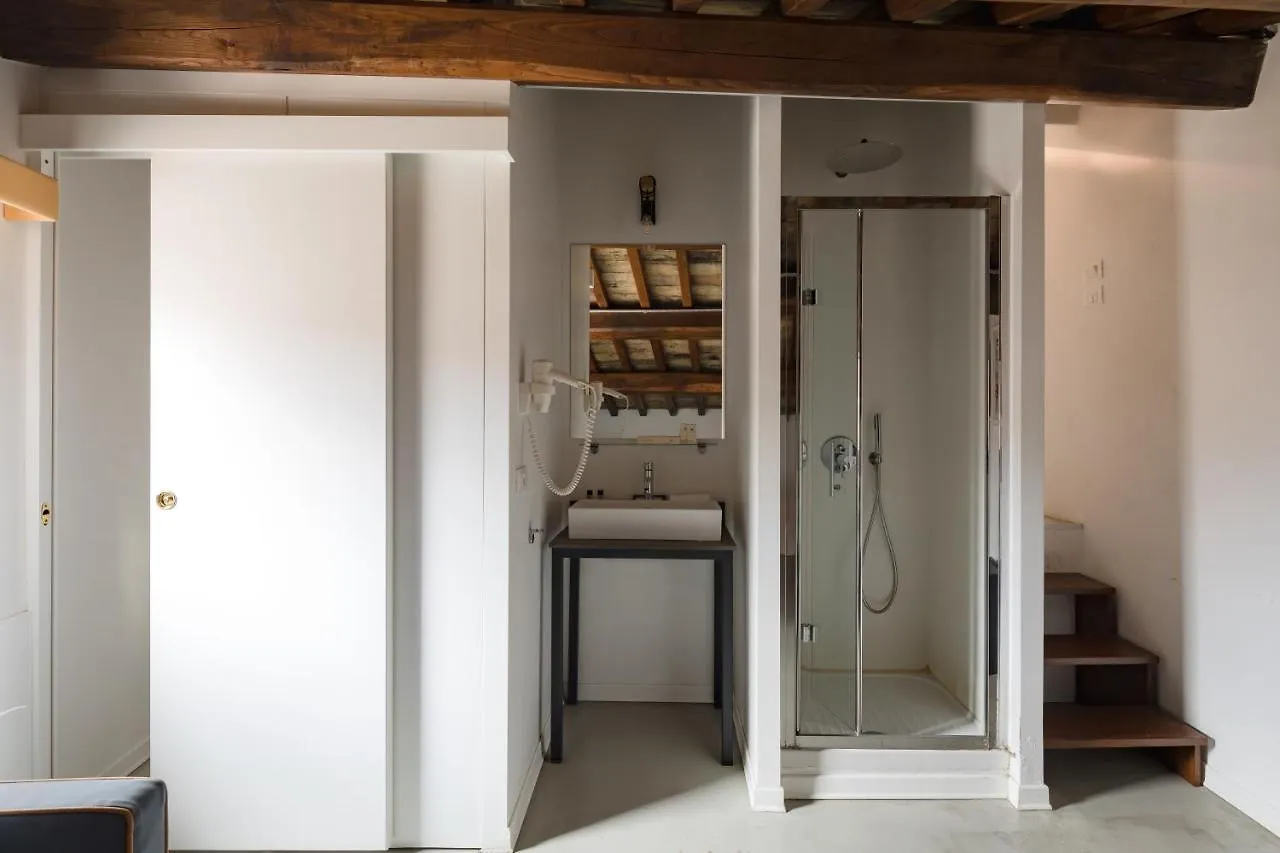 Palazzo Lupardi Relais Bed and Breakfast Ρώμη