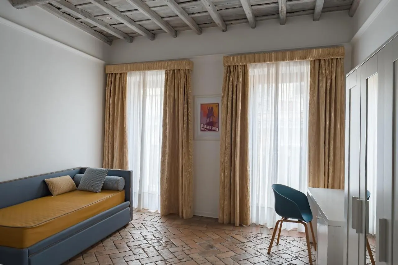 Palazzo Lupardi Relais Bed and Breakfast Ρώμη