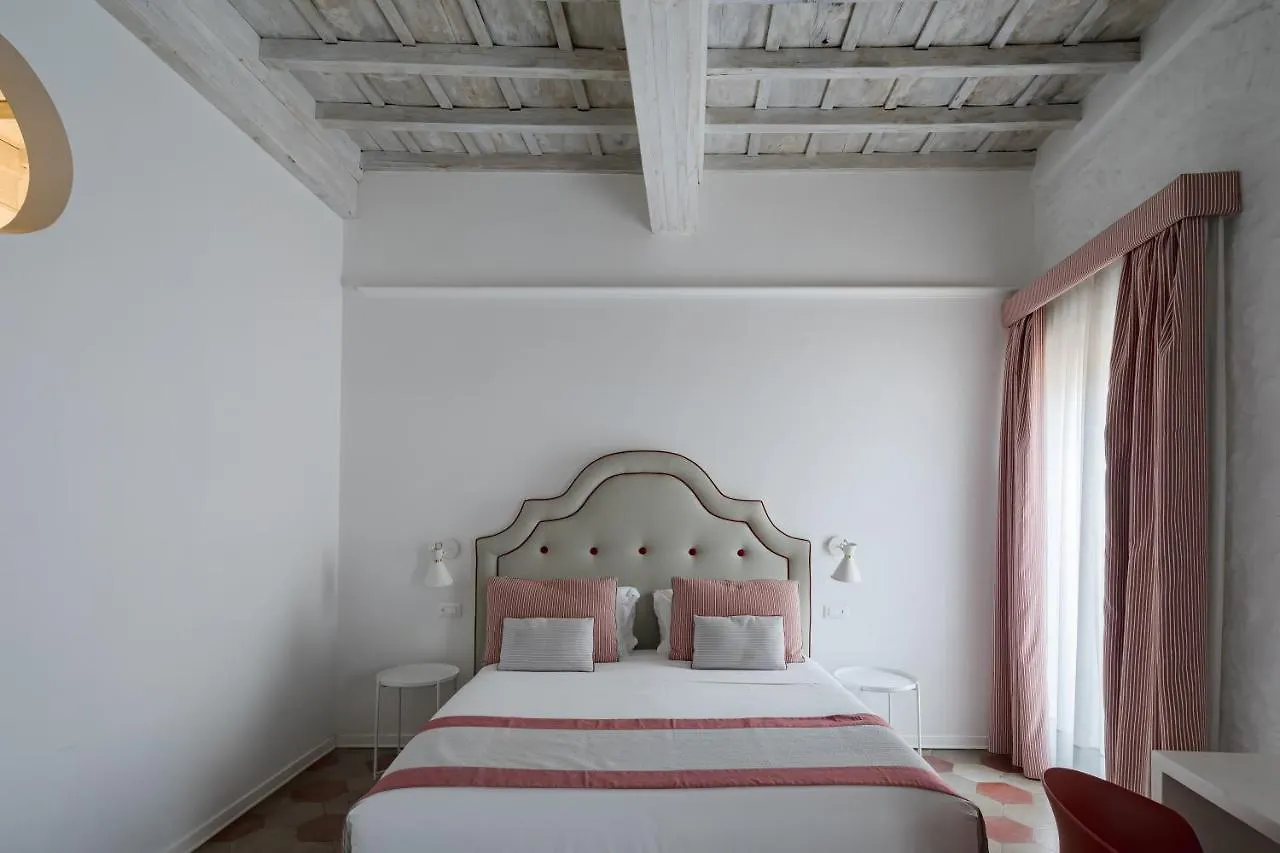 Palazzo Lupardi Relais Bed and Breakfast Ρώμη